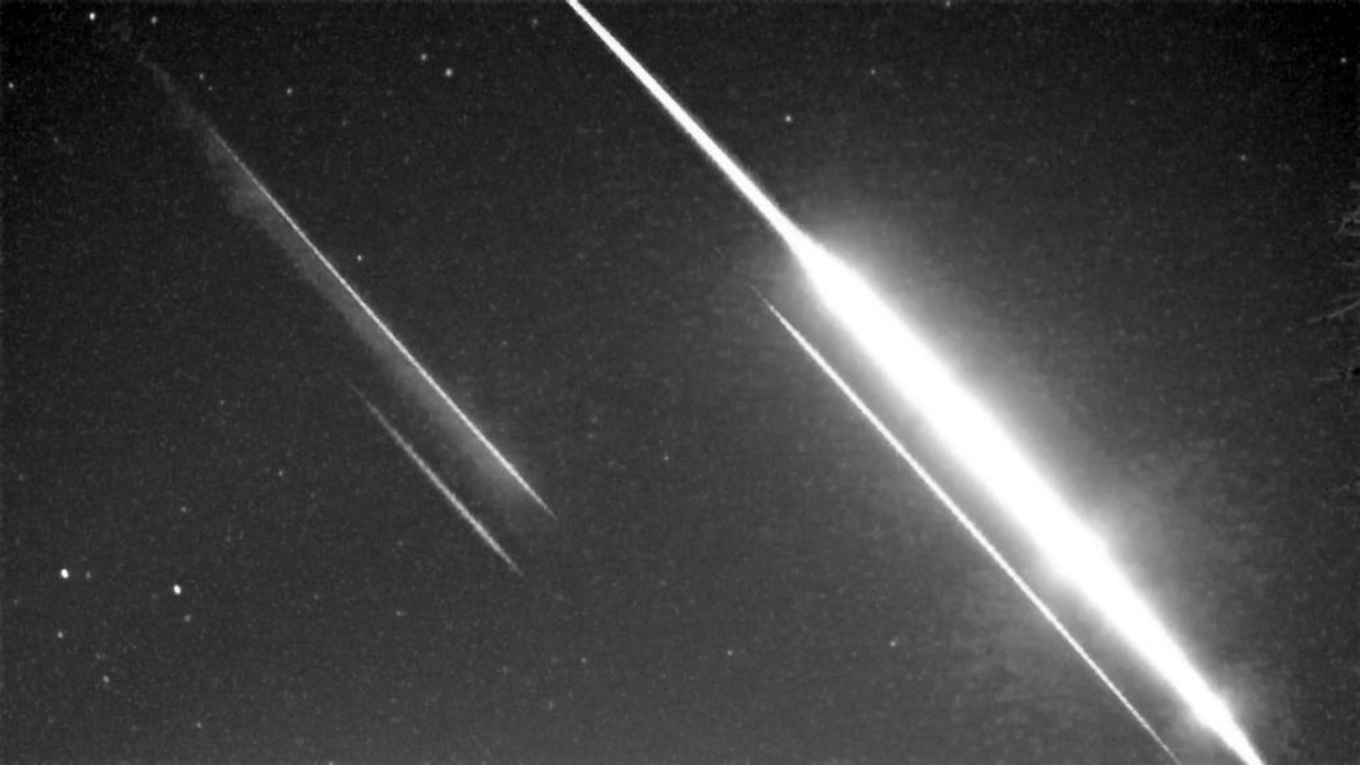 Bright Fireball Over Ontario, Canada May Have Dropped Meteorites